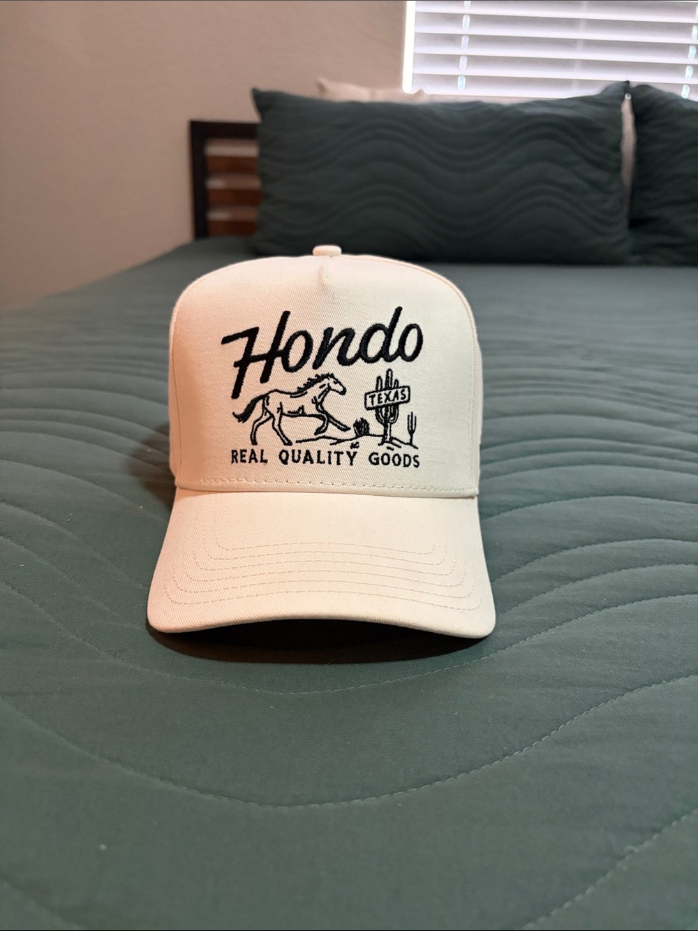 Hondo Real Quality Goods Cream Men's Trucker Hat